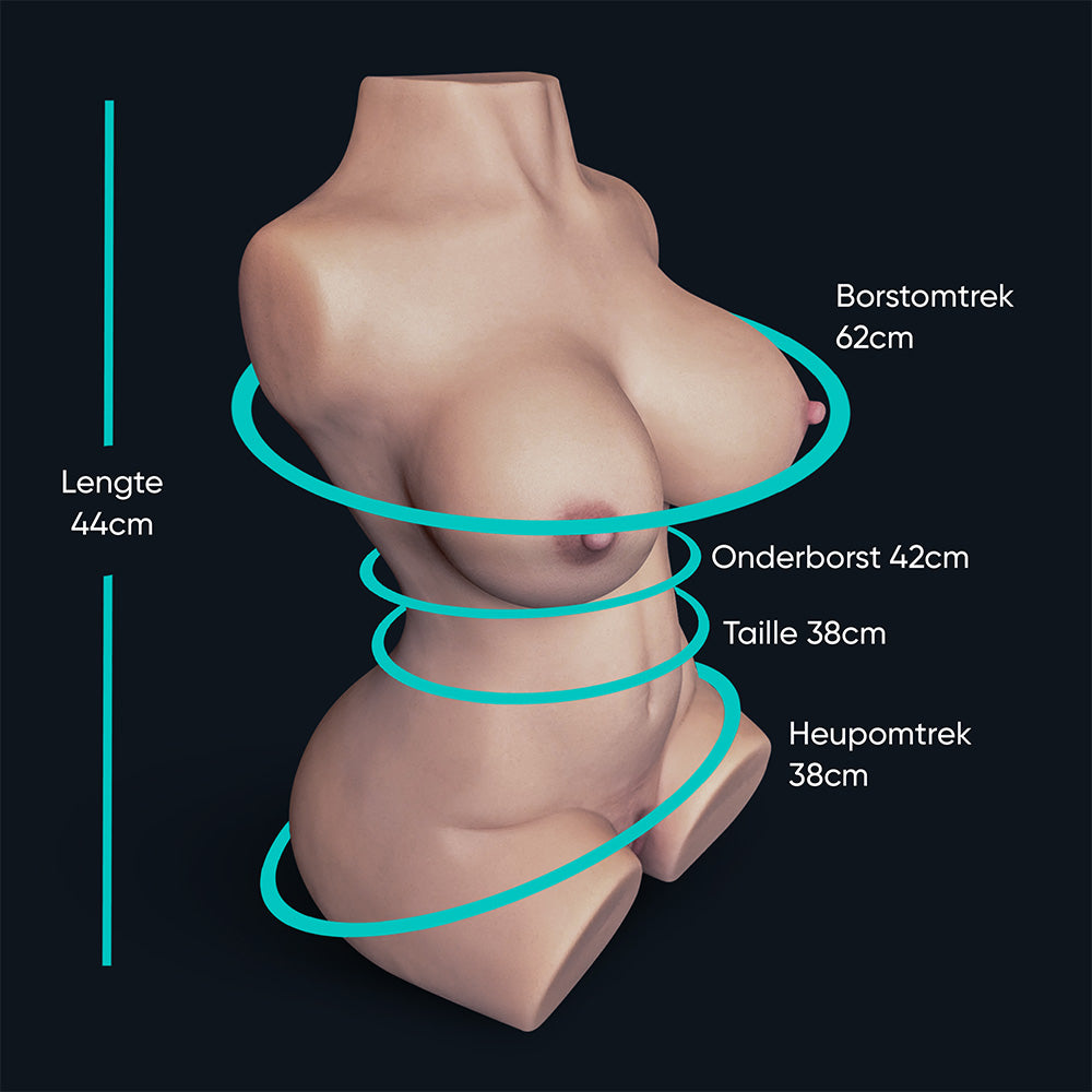 Dimensions sex doll Sara: length 44 cm, bust 62 cm, underbust 42 cm, waist 38 cm, hips 38 cm