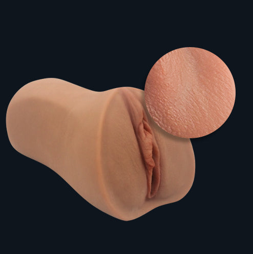 Mia Nins masturbator materiał